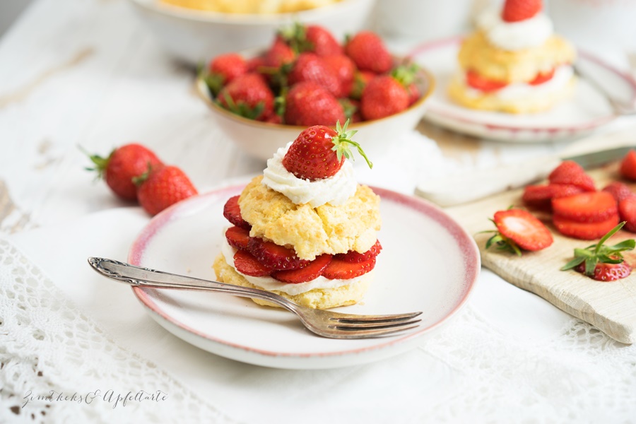 Strawberry-Shortcakes - Biscuits mit Erdbeeren und Sahne - lecker und einfach