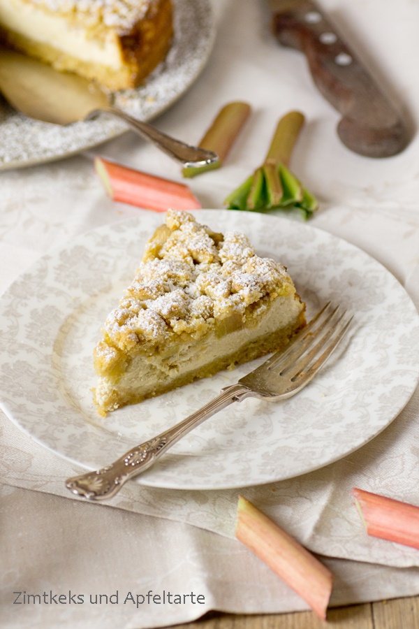 Rhabarber-Cheesecake mit Streuseln - Zimtkeks und Apfeltarte