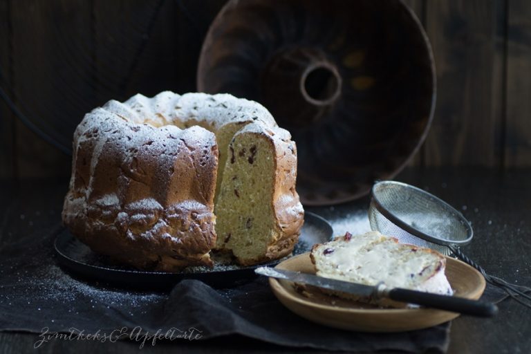 Klassischer Hefe-Gugelhupf wie von Oma - einfaches Rezept