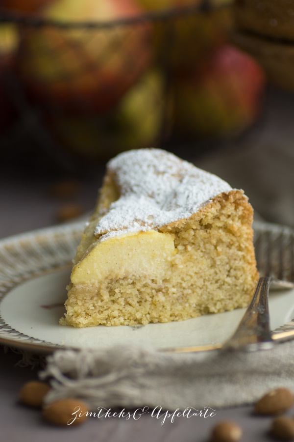 einfacher und schneller Low Carb Apfelkuchen