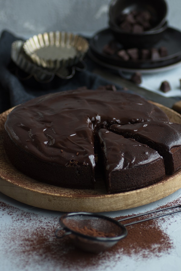 Schnelles Rezept für saftiger Schokoladenkuchen mit Rote Bete
