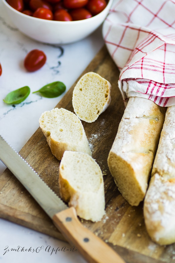 Einfaches und leckeres Rezept für knuspriges Baguette