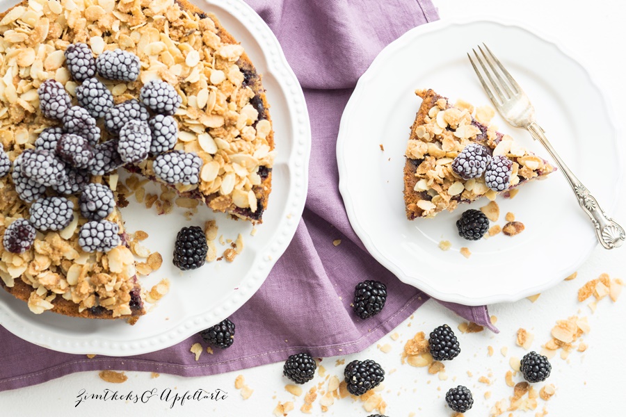 einfach lecker: Brombeer-Upside-Down-Kuchen mit Mandeln