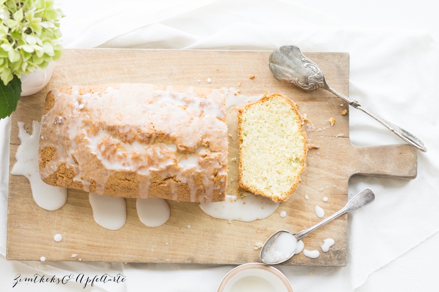 Saftiger Zitronenkuchen mit Zucchini von ZimtkeksundApfeltarte.com