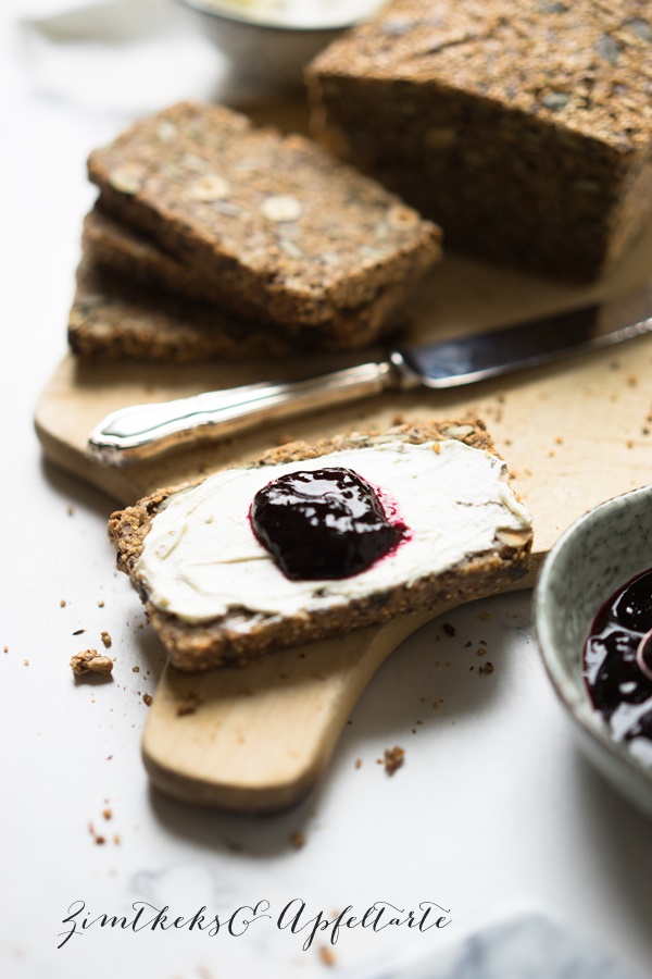 Glutenfreies Saaten-Nuss-Brot ZimtkeksundApfeltarte.com