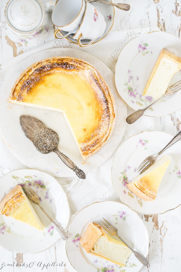 Klassischer cremiger Käsekuchen nach Papas Rezept - ganz einfach und gelingsicher