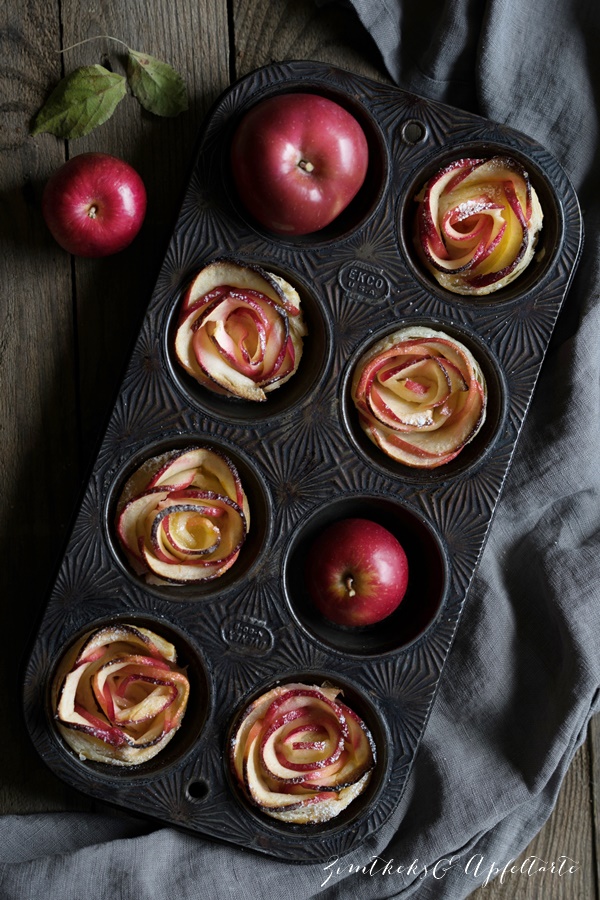 Köstlich backen mit Äpfeln - Andrea Natschke-Hofmann - ZimtkeksundApfeltarte.com - Apfelrosen-Muffins