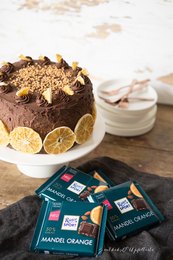 Schokoladen-Orangen-Torte mit Mandeln und Schoko-Ganache