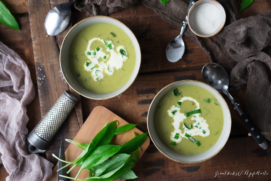 Veganes Bärlauch-Süppchen mit Erbsen - easy und gelingsicher, in wenigen Minuten fertig