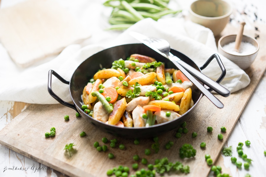 Schnelle Schupfnudelpfanne mit Hühnchen und Gemüse - familientauglich und lecker