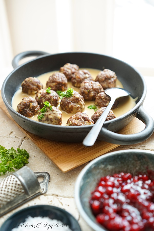 Rezept für Schwedische Köttbullar mit Rahmsauce, schmeckt wie bei IKEA