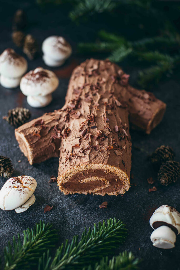 Rezept Bûche de Noel - Yule Log - einfach selber backen - Biskuitrolle