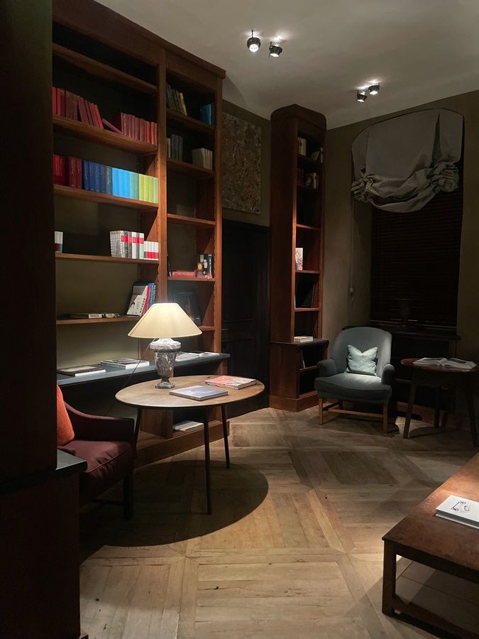 PURS Luxury Boutique Hotel & Restaurant - Bibliothek