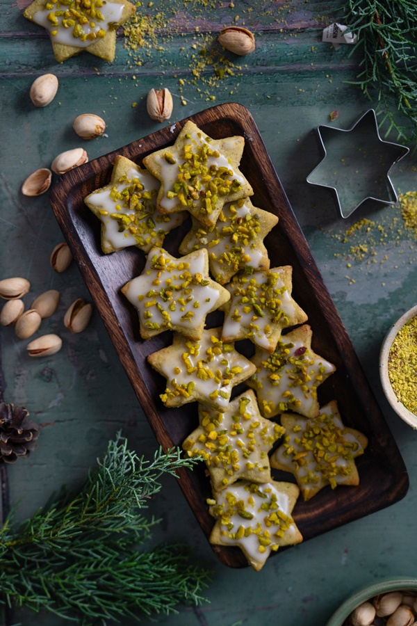 Einfaches Rezept für Pistazien-Plätzchen mit Limetten Guss