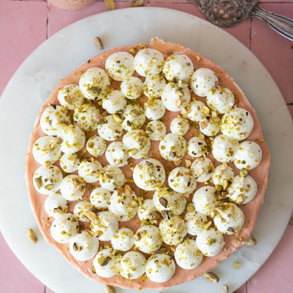 Einfaches und gelingsicheres Rezept für no bake Cheesecake mit Rhabarbercurd