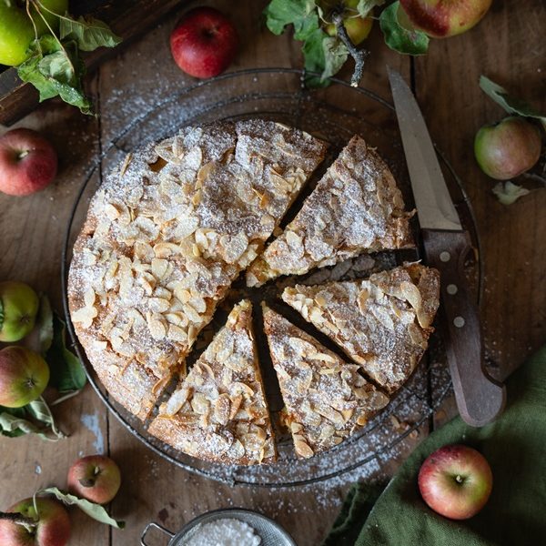 Saftiger Ricotta-Apfelkuchen - einfaches Rezept