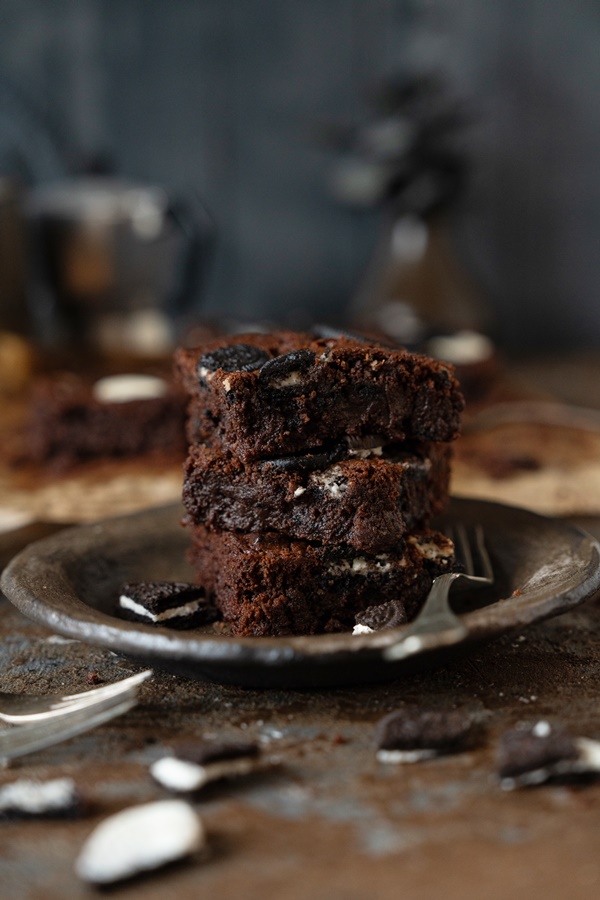 Ganz einfaches und gelingsicheres Rezept für saftige Brownies