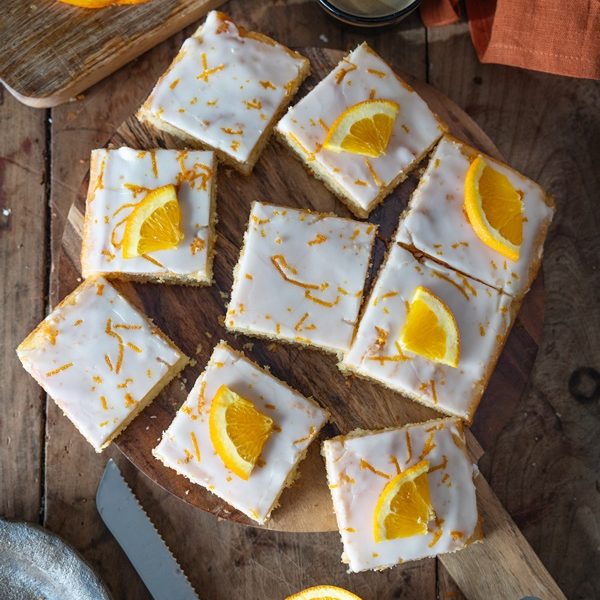 Rezept für saftige Orangenschnitten mit griechischem Joghurt