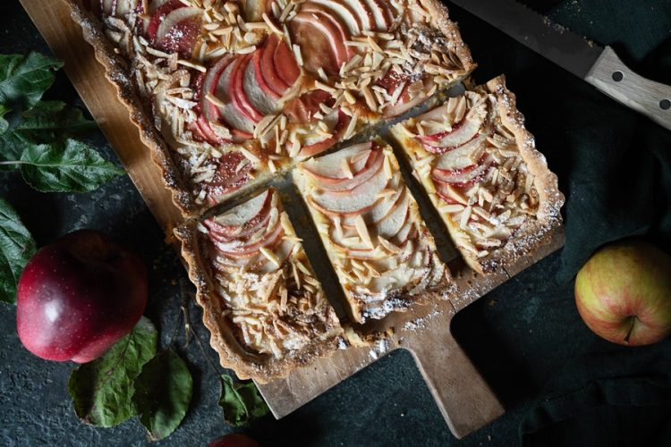 Einfaches Rezept für Apfel-Frangipane-Tarte