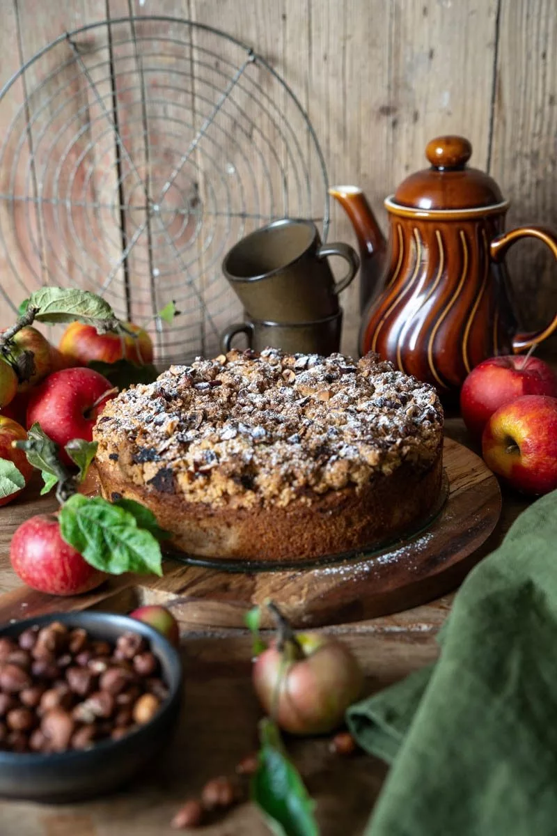 Rezept Haselnuss-Apfelkuchen mit Nuss-Streuseln
