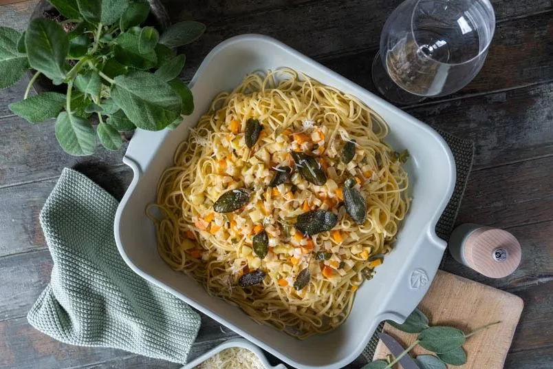 Einfaches Rezept für Gemüsesoße zu Pasta - vegetarisch