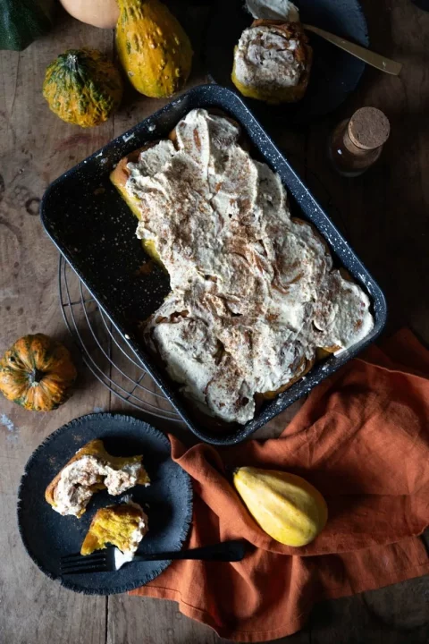 Leckere Hefeschnecken mit Kürbis