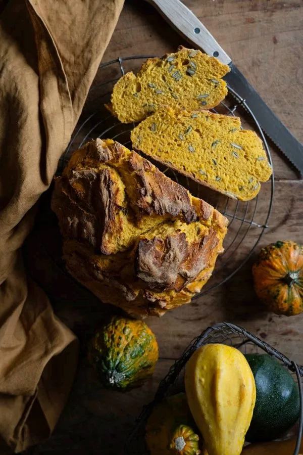 Einfaches Rezept für saftiges Kürbisbrot