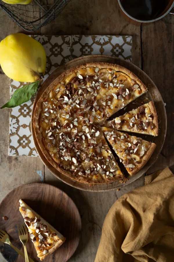 Cremiger Quitten Käsekuchen mit Schmand