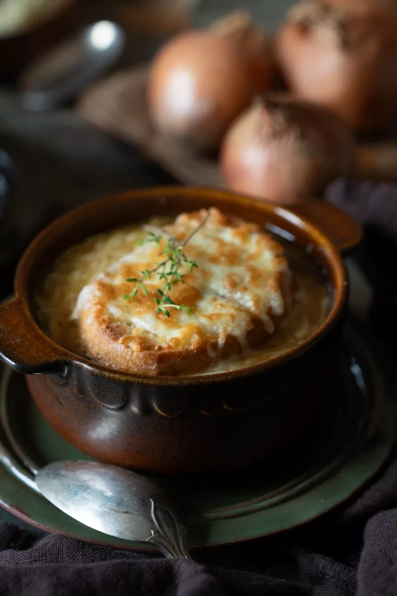 Einfaches Rezept f&uuml;r Klassische Zwiebelsuppe
